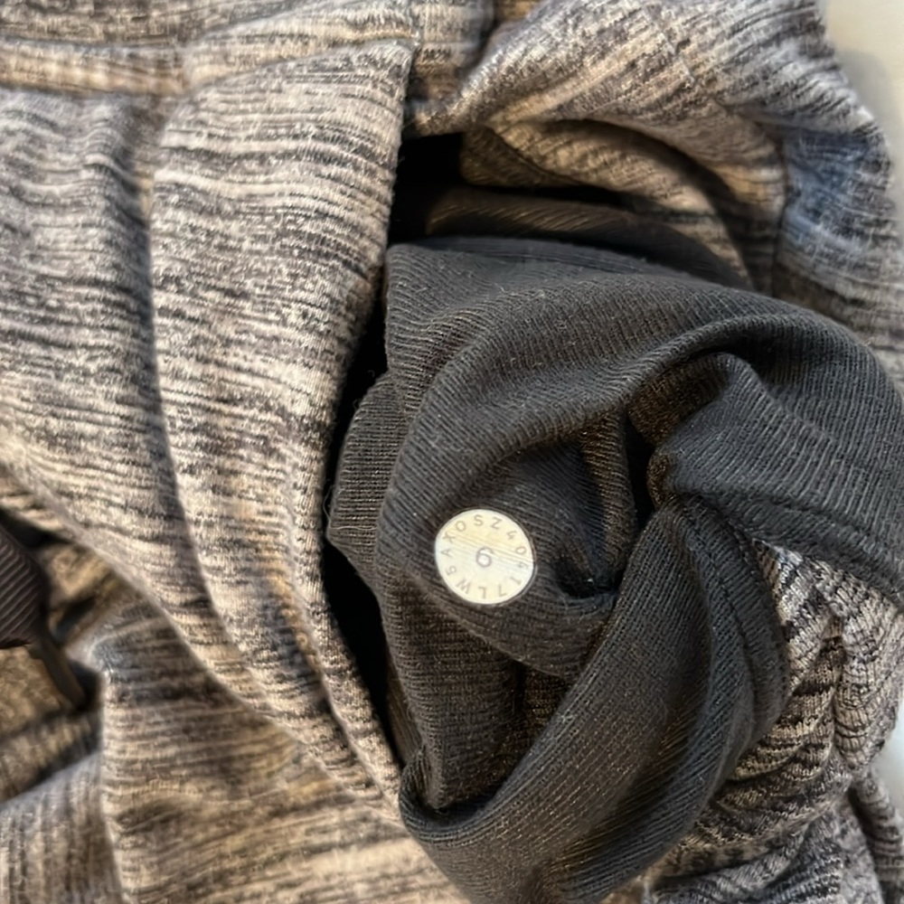 Lululemon Ready to Rulu Jogger - Heathered Black - Picture 4 of 6